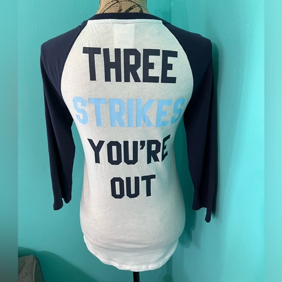 EUC PINK Victoria’s Secret Sequined Rays Baseball T-shirt - Picture 3 of 6